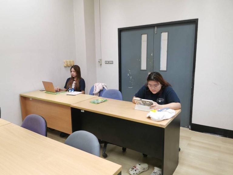 PREPARING FOR SUCCESS! AKKHARARATCHAKUMARI VET COLLEGE CONDUCTS MOCK EXAM FOR FINAL-YEAR STUDENTS