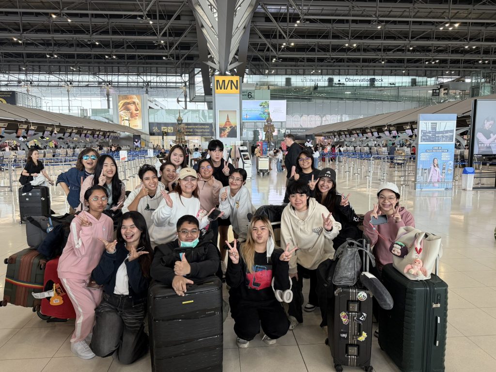 FOURTH-YEAR STUDENTS SET OFF FOR STUDY TOUR IN AUSTRALIA